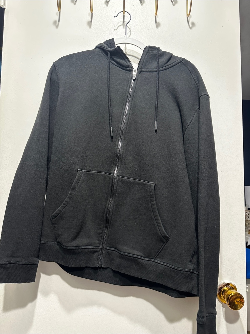 Men’s DSG zip up hoodie size medium